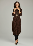 Chic Printed Knit Dress for Winter Elegance