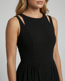 Chic Sleeveless Women's Jumpsuit for Every Occasion