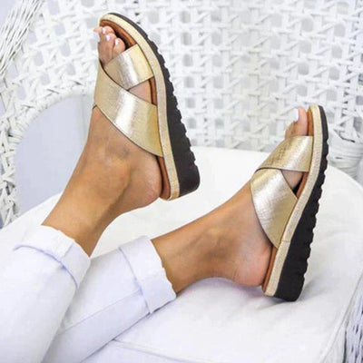 Chic Women's Slippers for Everyday Wear