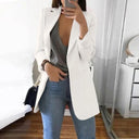 Chic Streetwear Blazer for Trendy Looks