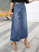 Chic High-Waisted Denim Skirt with Pockets