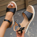 Heidi - Light Sandals with Wedge Heel and Buckle