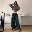 Chic Women's Cargo Jeans with Oversized Fit and Side Pockets