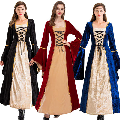Vintage-Inspired Women's Costume with Flared Sleeves