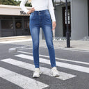 High-Waist Jeans for Women with Elastic Waist and Handy Pockets