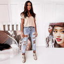 Relaxed Fit Women's Boyfriend Jeans with Distressed Accents