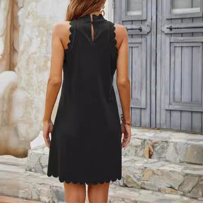 Women's Sleeveless Scalloped Neckline Dress with Flowing Design