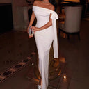Chic Off-Shoulder Maxi Dress with Flattering Silhouette