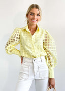 Chic Blouse with Sheer Puff Sleeves in Trendy Check Design