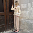 Chic Women's Blazer with Sophisticated Button Accents