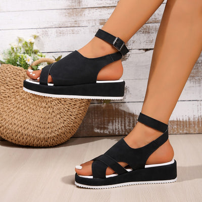 Chic Women's Platform Sandals with Stylish Strap Design