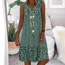 Chic Floral Patterned Women's Dress with Flowing Design