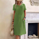 Chic Midi Dress with Pleats and Handy Pockets