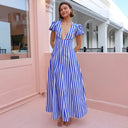 Chic Women's Maxi Dress: Deep V-Neck & Puff Sleeves