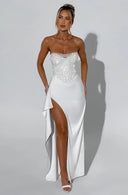 Chic Evening Dress with Glittering Bodice and High Slit
