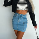 Women's Cropped Blouse with Stylish Collar and Glossy Design