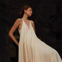 Elegant Women's Maxi Dress: Deep V-Neck & Flowing Skirt