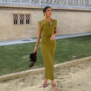 Stylish Ruffle Jersey Dress with Chic Jewelry Accent