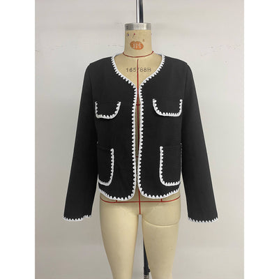 Chic Short-Sleeved Blazer Jacket for Women with Contrasting Piping and Pockets