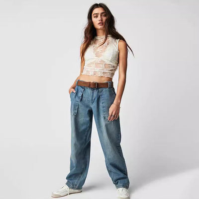 High-Waist Women's Jeans with Convenient Side Pockets
