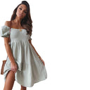 Chic Summer Dress with Puff Sleeves & Ruffles