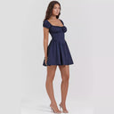 Chic Women's Summer Dress with Puff Sleeves and Defined Waist
