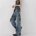 Chic Wide-Leg Jeans with Stylish Stitching