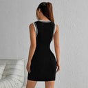 Women's Fitted Athletic Dress with Pockets and Stylish Accents