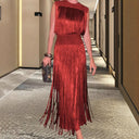 Chic Evening Dress with Flared Hem