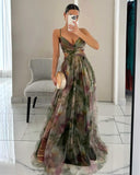 Chic Floral Evening Dress with Flattering Design
