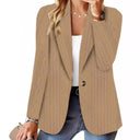 Chic Knitted Blazer for Women with Stylish Finish