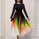 Chic Maxi Dress with Gradient Design and Long Sleeves
