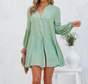 Chic Women's Blouse with Balloon Sleeves and Button Placket