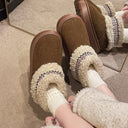 Chic Women's Plush Lined Slippers with Stylish Details