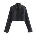 Chic Cropped Blouse with Classic Collar and Stylish Pockets