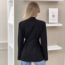 Chic Women's Blazer with Tailored Details