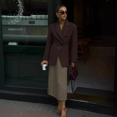 Woman's Classic Cut Blazer Jacket