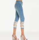 Lace-Embellished Women's Fitted Jeans