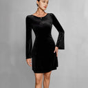 Chic Velvet Midi Dress with Long Sleeves