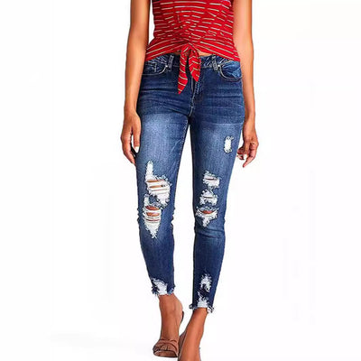 Distressed Women's Skinny Jeans for Everyday Style