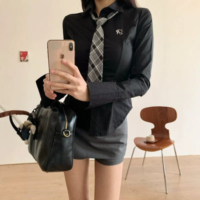 Chic Women's Blouse with Stylish Tie