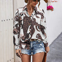 Chic Women's Blouse with Graphic Design and Round Neckline