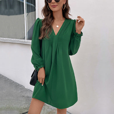 Chic Women's V-Neck Dress with Puff Sleeves and Flowy Hem