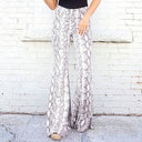 Flared Leggings in Stylish Snake Print