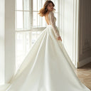 Women's Lace Application Wedding Dress with Flowing Skirt