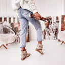 Relaxed Fit Women's Boyfriend Jeans with Distressed Accents