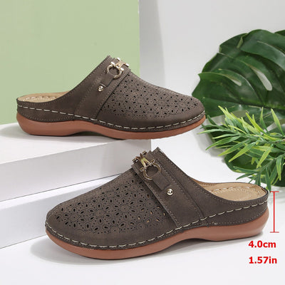Chic Women’s Slippers with Elegant Hole Design