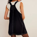 Women's Denim Overall Dress with Adjustable Straps & Stylish Pockets