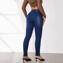 Chic High-Waisted Skinny Jeans with Contemporary Wash
