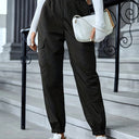Sporty Women's Cargo Pants with Elastic Waist and Utility Pockets